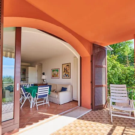 Apartmentsgarda - Casa Lore *