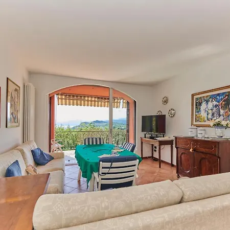 Apartmentsgarda - Casa Lore *