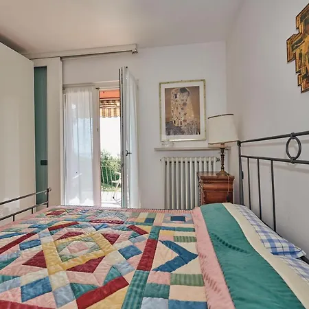 Apartmentsgarda - Casa Lore Apartment