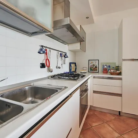 Apartmentsgarda - Casa Lore *